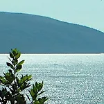 Clearwater Sea View 11 Minutes To Center 3 Minutes To Lägenhet Vlorë